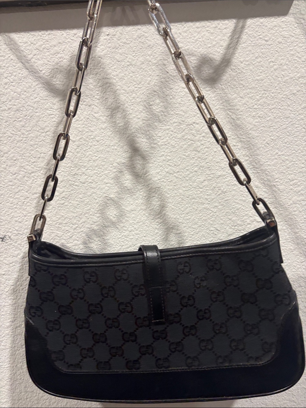Vintage Gucci Black Monogram Shoulder Bag with Silver Chain - Picture 3 of 4